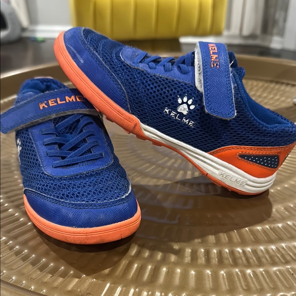 KELME Soccer Shoes  Cleats Kids Indoor Wide Turf Outdoor